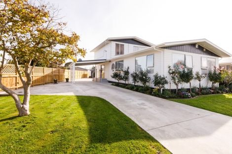 Photo of property in 34 Cargill Avenue, Feilding, 4702