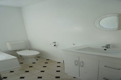 Photo of property in 1/65 Effingham Street, North New Brighton, Christchurch, 8083