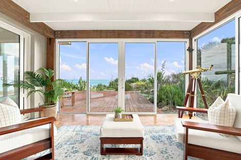 Photo of property in 37 Longbeach Drive, Castlecliff, Whanganui, 4501