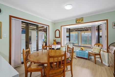 Photo of property in 251 Shakespeare Street, Leamington, Cambridge, 3432