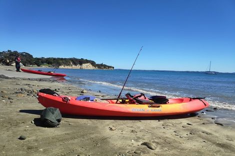 Photo of property in 114 Pacific Parade, Army Bay, Whangaparaoa, 0930