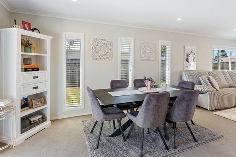 Photo of property in 12 Gardner Place, Otaki, 5512