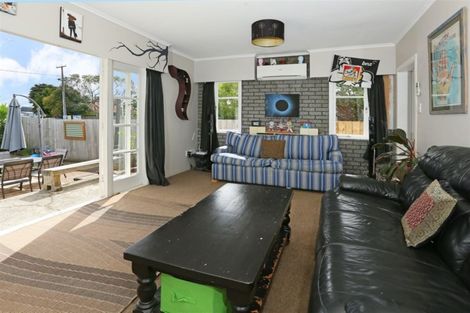 Photo of property in 52 Metcalfe Road, Ranui, Auckland, 0612