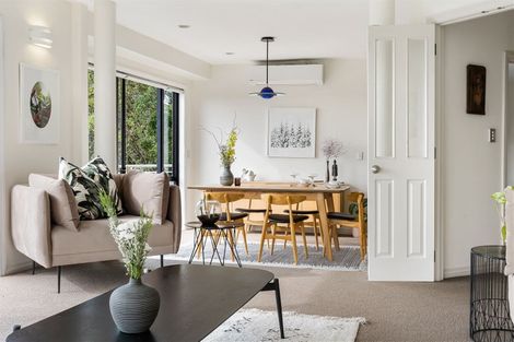 Photo of property in 29 Speedy Crescent, Hillcrest, Auckland, 0627