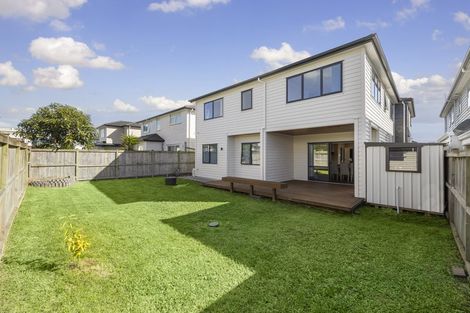 Photo of property in 30 Hikuawa Road, Flat Bush, Auckland, 2019