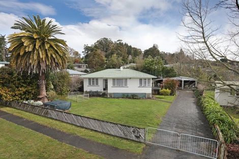 Photo of property in 34 Milne Street, Hunterville, 4730