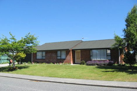 Photo of property in 83a Fairweather Crescent, Kaiapoi, 7630