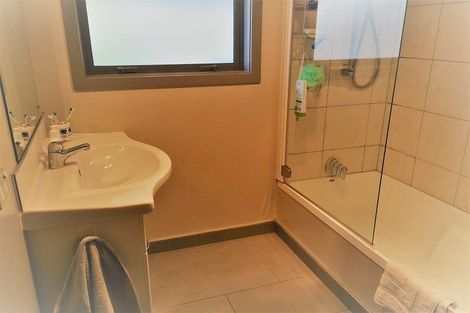 Photo of property in 10 Perrow Street, Wanaka, 9305