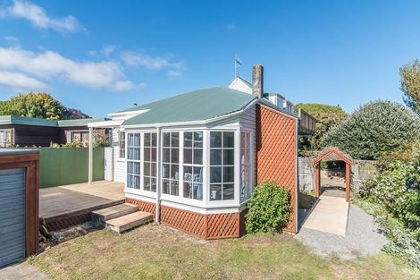 Photo of property in 4 Gavin Road, Raumati Beach, Paraparaumu, 5032