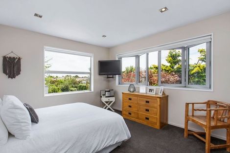 Photo of property in 96a Brookside Terrace, Bryndwr, Christchurch, 8053