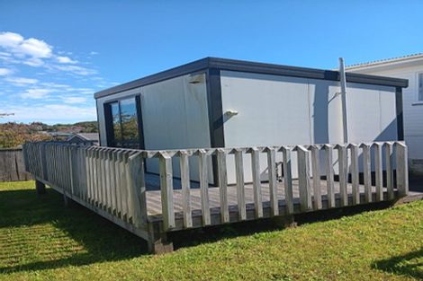 Photo of property in 240 Dowse Drive, Maungaraki, Lower Hutt, 5010