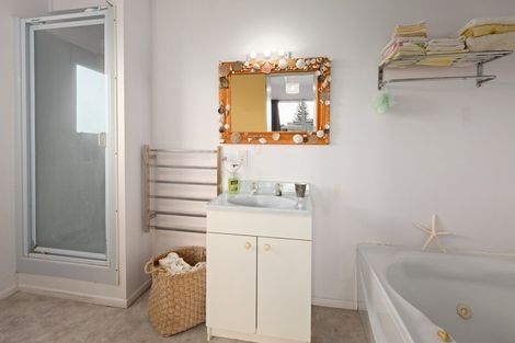 Photo of property in 61 Seaforth Road, Waihi Beach, 3611