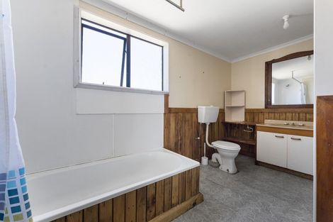 Photo of property in 79 Cracroft Street, Waitara, 4320