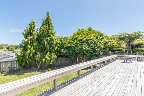 Photo of property in 31b Avonleigh Road, Green Bay, Auckland, 0604