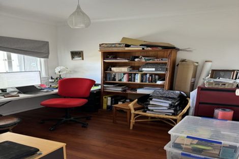 Photo of property in 12 Chambers Street, Havelock North, 4130