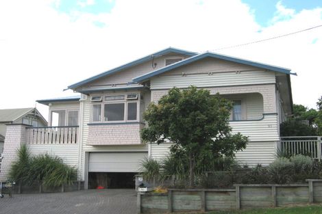 Photo of property in 21 Palmerston Road, Birkenhead, Auckland, 0626