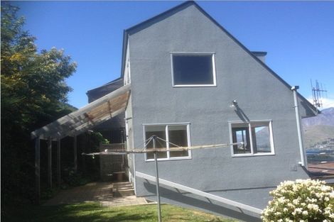 Photo of property in 32 Avalon Crescent, Fernhill, Queenstown, 9300