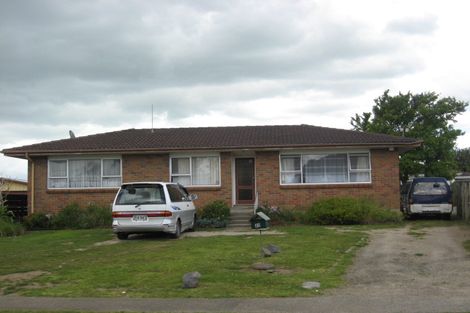 Photo of property in 23 John Walker Drive, Manurewa, Auckland, 2102