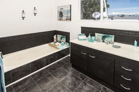 Photo of property in 17 Carverthen Street, Masterton, 5810