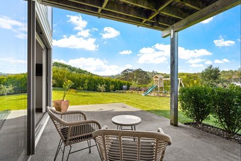 Photo of property in 4 Penney Rise, Matakana, 0985