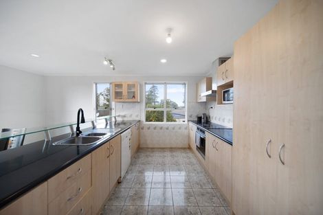 Photo of property in 4 Pike Place, Mangere East, Auckland, 2024