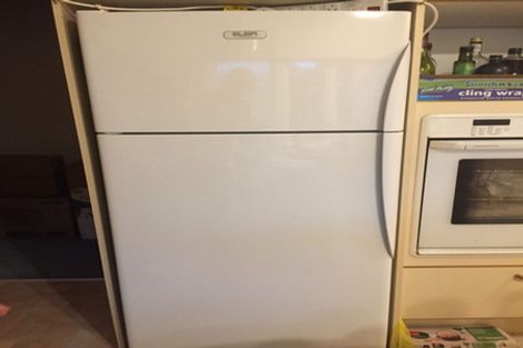 Photo of property in 1/20 Parkhill Road, Mellons Bay, Auckland, 2014