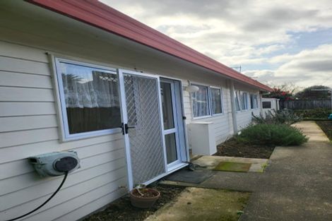 Photo of property in 8/169 Whites Line East, Waiwhetu, Lower Hutt, 5010