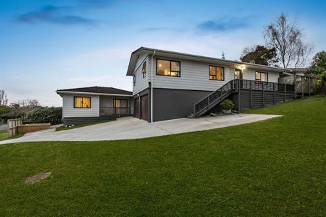 Photo of property in 4 Midgley Road, West Harbour, Auckland, 0618