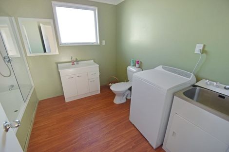 Photo of property in 2 Totara Drive, Twizel, 7901