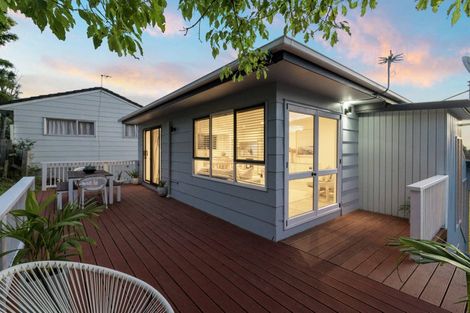 Photo of property in 2/69 Simon Ellice Drive, Bayview, Auckland, 0629