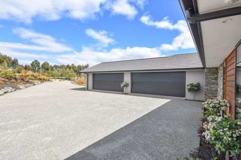 Photo of property in 47 Awa Toru Drive, Fairfield, Dunedin, 9018