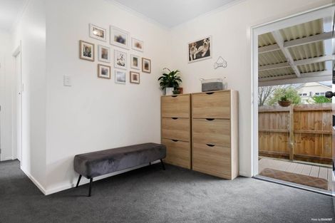 Photo of property in 1/170 Great South Road, Drury, 2113