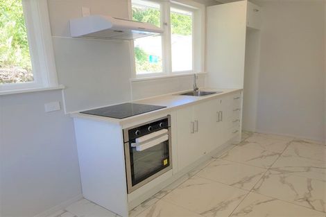 Photo of property in 38 Cardiff Crescent, Cannons Creek, Porirua, 5024