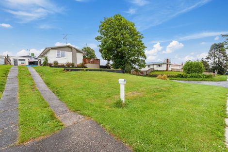 Photo of property in 211 Balmoral Drive, Tokoroa, 3420