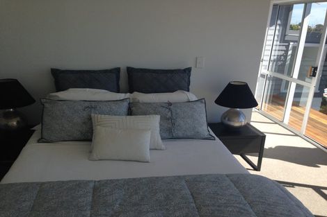 Photo of property in 1/10 Mahara Avenue, Birkenhead, Auckland, 0626