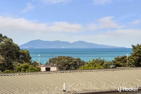Photo of property in 42 Ocean View Road, Waihi Beach, 3611
