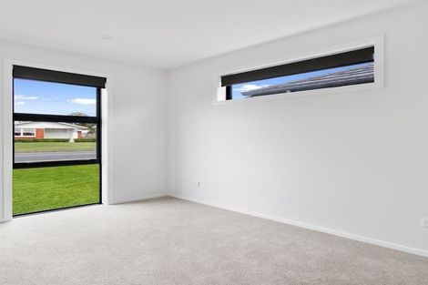 Photo of property in 2/78 Sandwich Road, Saint Andrews, Hamilton, 3200