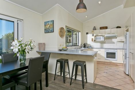 Photo of property in 101a Carlisle Road, Torbay, Auckland, 0632