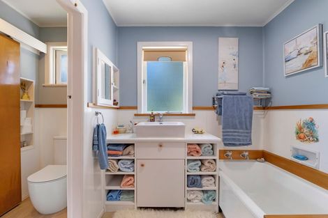 Photo of property in 12 Delphi Place, Sunnybrook, Rotorua, 3015