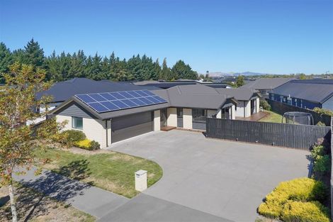 Photo of property in 4 Kohunga Crescent, Bottle Lake, Christchurch, 8083