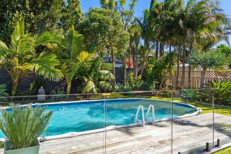 Photo of property in 23 Moana Road, Okitu, Gisborne, 4010