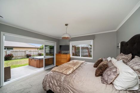 Photo of property in 7d Royal Heights, Glen Avon, New Plymouth, 4312