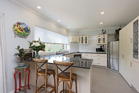 Photo of property in 59 Whiting Crescent, Greenmeadows, Napier, 4112