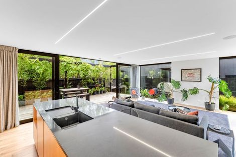 Photo of property in 53a Edward Avenue, Edgeware, Christchurch, 8013