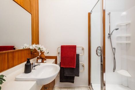 Photo of property in 4 Eclipse Lane, Whitby, Porirua, 5024