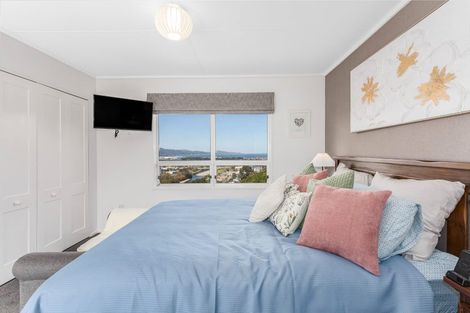 Photo of property in 19 City View Grove, Harbour View, Lower Hutt, 5010