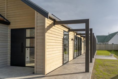 Photo of property in 52b Jellicoe Street, Greytown, 5712