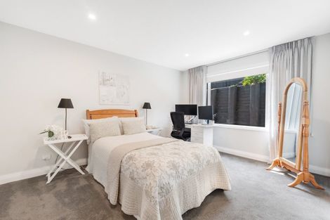 Photo of property in 62 Armstrong Farm Drive, East Tamaki Heights, Auckland, 2016