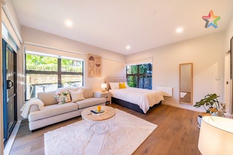 Photo of property in 22 Mount Marua Drive, Timberlea, Upper Hutt, 5018