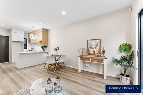 Photo of property in 19 Don Oliver Lane, Glen Eden, 0602